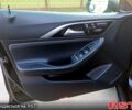 Чорний Інфініті QX30, об'ємом двигуна 2 л та пробігом 114 тис. км за 17500 $, фото 4 на Automoto.ua