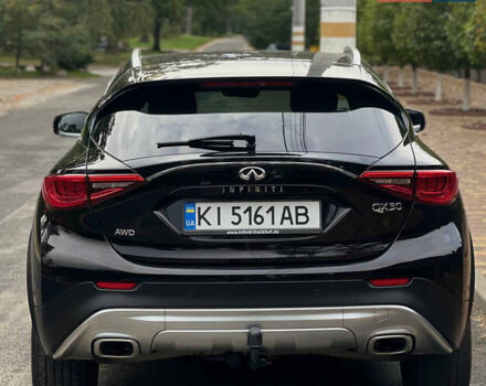 Черный Инфинити QX30, объемом двигателя 2.14 л и пробегом 98 тыс. км за 19800 $, фото 5 на Automoto.ua