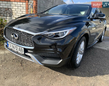 Черный Инфинити QX30, объемом двигателя 2 л и пробегом 153 тыс. км за 14999 $, фото 18 на Automoto.ua