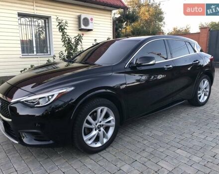 Черный Инфинити QX30, объемом двигателя 1.99 л и пробегом 174 тыс. км за 15500 $, фото 90 на Automoto.ua