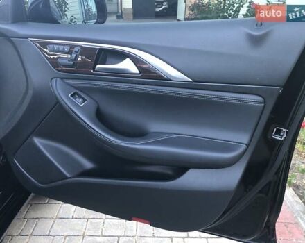 Черный Инфинити QX30, объемом двигателя 1.99 л и пробегом 174 тыс. км за 15500 $, фото 26 на Automoto.ua