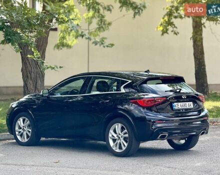 Чорний Інфініті QX30, об'ємом двигуна 2 л та пробігом 106 тис. км за 16500 $, фото 11 на Automoto.ua