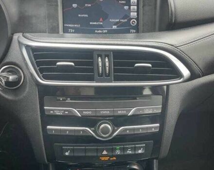 Черный Инфинити QX30, объемом двигателя 2 л и пробегом 64 тыс. км за 3900 $, фото 10 на Automoto.ua