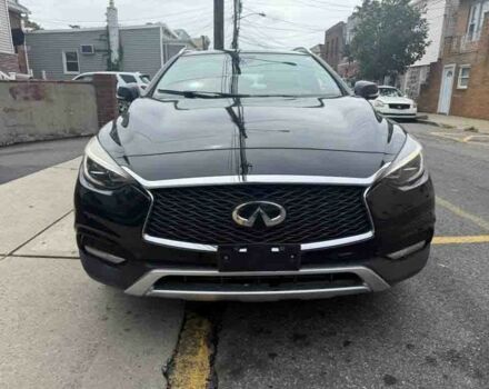 Черный Инфинити QX30, объемом двигателя 2 л и пробегом 59 тыс. км за 4600 $, фото 1 на Automoto.ua