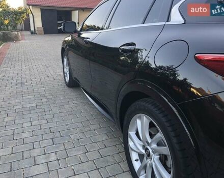 Черный Инфинити QX30, объемом двигателя 1.99 л и пробегом 174 тыс. км за 15500 $, фото 86 на Automoto.ua