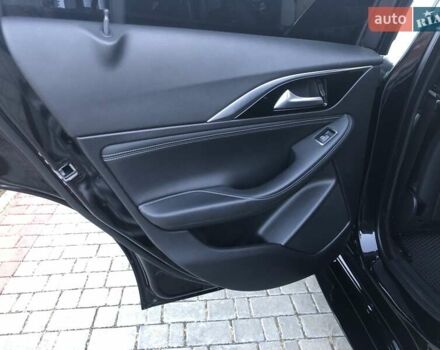 Черный Инфинити QX30, объемом двигателя 1.99 л и пробегом 174 тыс. км за 15500 $, фото 17 на Automoto.ua