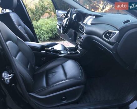 Черный Инфинити QX30, объемом двигателя 1.99 л и пробегом 174 тыс. км за 15500 $, фото 25 на Automoto.ua