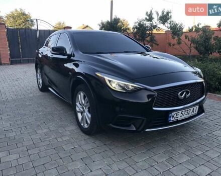 Черный Инфинити QX30, объемом двигателя 1.99 л и пробегом 174 тыс. км за 15500 $, фото 3 на Automoto.ua