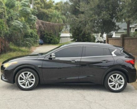 Чорний Інфініті QX30, об'ємом двигуна 2 л та пробігом 32 тис. км за 9000 $, фото 2 на Automoto.ua