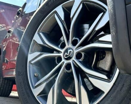 Черный Инфинити QX30, объемом двигателя 1.99 л и пробегом 86 тыс. км за 15999 $, фото 5 на Automoto.ua