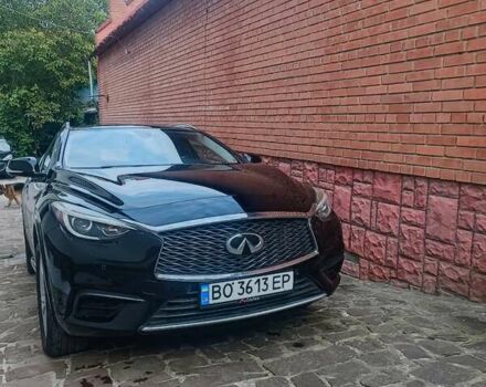 Черный Инфинити QX30, объемом двигателя 2 л и пробегом 132 тыс. км за 20500 $, фото 1 на Automoto.ua