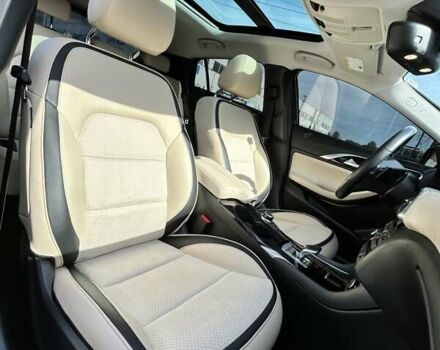 Черный Инфинити QX30, объемом двигателя 1.99 л и пробегом 86 тыс. км за 16850 $, фото 33 на Automoto.ua