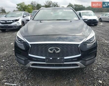 Чорний Інфініті QX30, об'ємом двигуна 1.99 л та пробігом 90 тис. км за 2800 $, фото 4 на Automoto.ua