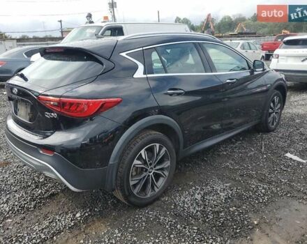 Чорний Інфініті QX30, об'ємом двигуна 1.99 л та пробігом 90 тис. км за 2800 $, фото 2 на Automoto.ua