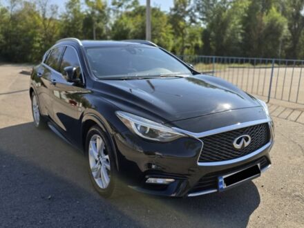 Чорний Інфініті QX30, об'ємом двигуна 2 л та пробігом 122 тис. км за 19500 $, фото 1 на Automoto.ua