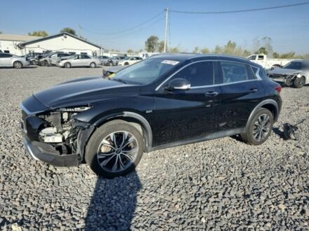 Черный Инфинити QX30, объемом двигателя 0 л и пробегом 170 тыс. км за 10500 $, фото 1 на Automoto.ua