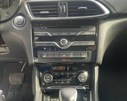 Фиолетовый Инфинити QX30, объемом двигателя 1.99 л и пробегом 143 тыс. км за 16900 $, фото 17 на Automoto.ua