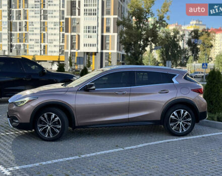 Коричневый Инфинити QX30, объемом двигателя 2 л и пробегом 53 тыс. км за 18000 $, фото 4 на Automoto.ua