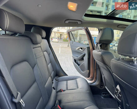 Коричневый Инфинити QX30, объемом двигателя 2 л и пробегом 53 тыс. км за 18000 $, фото 58 на Automoto.ua