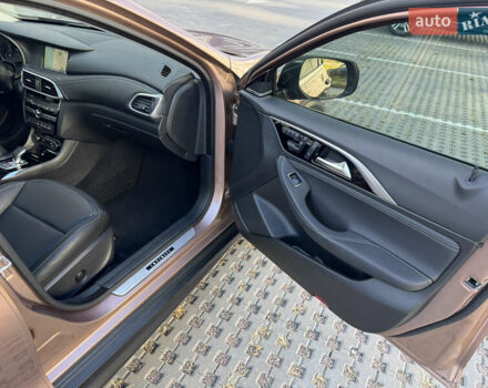 Коричневый Инфинити QX30, объемом двигателя 2 л и пробегом 53 тыс. км за 18000 $, фото 61 на Automoto.ua