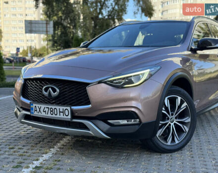 Коричневый Инфинити QX30, объемом двигателя 2 л и пробегом 53 тыс. км за 18000 $, фото 2 на Automoto.ua