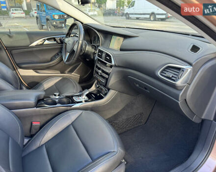 Коричневый Инфинити QX30, объемом двигателя 2 л и пробегом 53 тыс. км за 18000 $, фото 63 на Automoto.ua