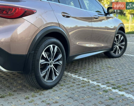 Коричневый Инфинити QX30, объемом двигателя 2 л и пробегом 53 тыс. км за 18000 $, фото 18 на Automoto.ua