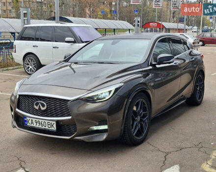 Коричневий Інфініті QX30, об'ємом двигуна 2 л та пробігом 117 тис. км за 18900 $, фото 1 на Automoto.ua