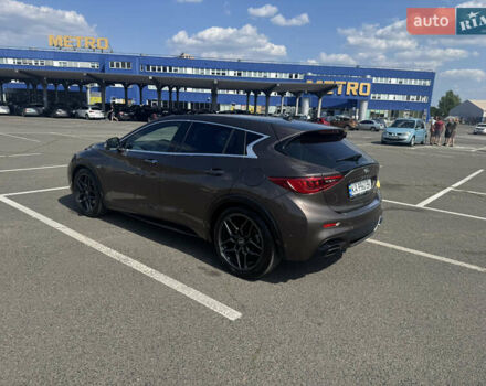Коричневий Інфініті QX30, об'ємом двигуна 2 л та пробігом 112 тис. км за 20500 $, фото 2 на Automoto.ua