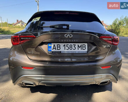 Коричневый Инфинити QX30, объемом двигателя 1.99 л и пробегом 82 тыс. км за 19000 $, фото 5 на Automoto.ua