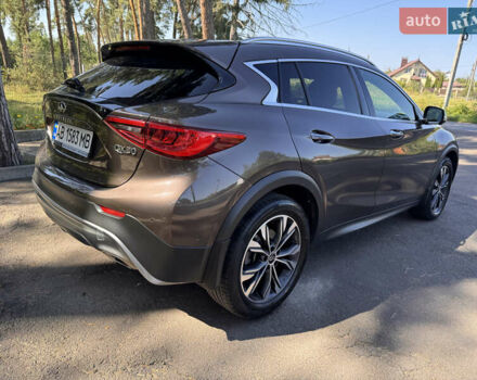 Коричневый Инфинити QX30, объемом двигателя 1.99 л и пробегом 82 тыс. км за 19000 $, фото 7 на Automoto.ua