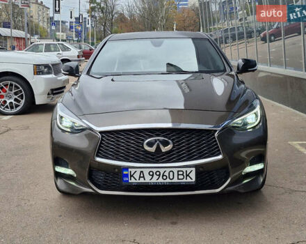 Коричневий Інфініті QX30, об'ємом двигуна 2 л та пробігом 117 тис. км за 18900 $, фото 2 на Automoto.ua