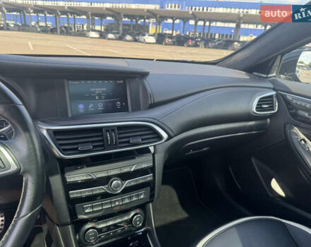 Коричневий Інфініті QX30, об'ємом двигуна 2 л та пробігом 112 тис. км за 20500 $, фото 12 на Automoto.ua