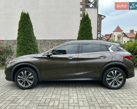 Инфинити QX30 2018 в Черновцах на Automoto.ua Коричневый Инфинити QX30, объемом двигателя 2 л и пробегом 67 тыс. км за 19900 $, фото 2 на Automoto.ua