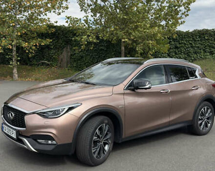 Коричневый Инфинити QX30, объемом двигателя 1.99 л и пробегом 60 тыс. км за 24500 $, фото 1 на Automoto.ua
