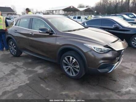 Коричневий Інфініті QX30, об'ємом двигуна 0 л та пробігом 80 тис. км за 13100 $, фото 1 на Automoto.ua