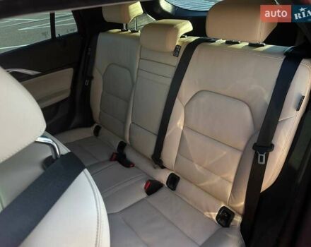 Красный Инфинити QX30, объемом двигателя 1.99 л и пробегом 140 тыс. км за 17990 $, фото 13 на Automoto.ua