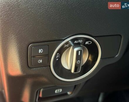 Красный Инфинити QX30, объемом двигателя 1.99 л и пробегом 140 тыс. км за 17990 $, фото 16 на Automoto.ua