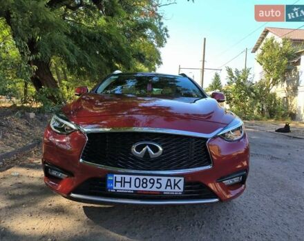 Красный Инфинити QX30, объемом двигателя 1.99 л и пробегом 140 тыс. км за 18000 $, фото 5 на Automoto.ua