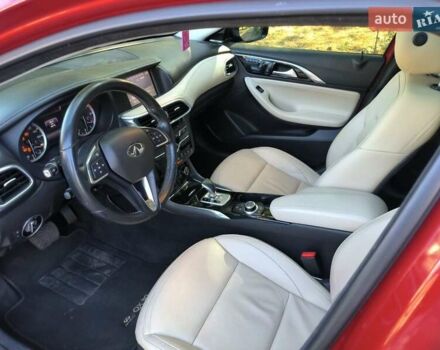Червоний Інфініті QX30, об'ємом двигуна 2 л та пробігом 140 тис. км за 17890 $, фото 6 на Automoto.ua