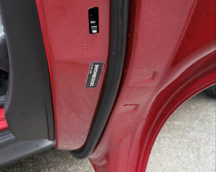 Красный Инфинити QX30, объемом двигателя 1.99 л и пробегом 103 тыс. км за 19800 $, фото 19 на Automoto.ua