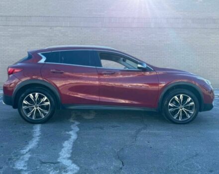 Червоний Інфініті QX30, об'ємом двигуна 2 л та пробігом 60 тис. км за 4150 $, фото 4 на Automoto.ua