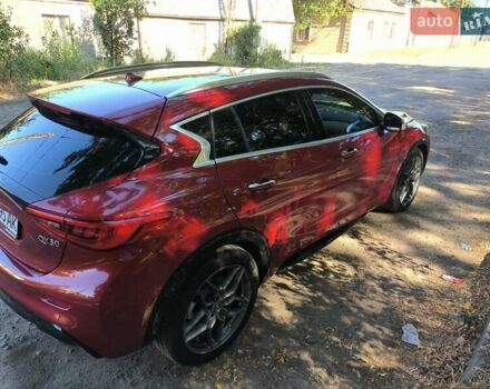 Красный Инфинити QX30, объемом двигателя 1.99 л и пробегом 140 тыс. км за 18000 $, фото 7 на Automoto.ua