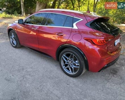 Красный Инфинити QX30, объемом двигателя 1.99 л и пробегом 140 тыс. км за 18000 $, фото 6 на Automoto.ua