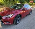 Красный Инфинити QX30, объемом двигателя 1.99 л и пробегом 140 тыс. км за 18000 $, фото 1 на Automoto.ua