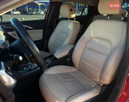 Красный Инфинити QX30, объемом двигателя 1.99 л и пробегом 140 тыс. км за 17990 $, фото 14 на Automoto.ua