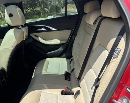 Красный Инфинити QX30, объемом двигателя 2 л и пробегом 91 тыс. км за 20500 $, фото 8 на Automoto.ua