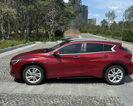 Красный Инфинити QX30, объемом двигателя 2 л и пробегом 91 тыс. км за 20500 $, фото 2 на Automoto.ua