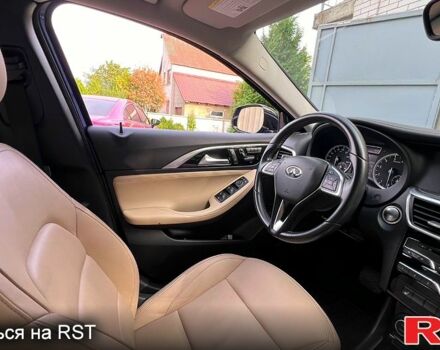 Инфинити QX30, объемом двигателя 2 л и пробегом 47 тыс. км за 19500 $, фото 2 на Automoto.ua