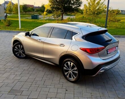 Инфинити QX30, объемом двигателя 2 л и пробегом 250 тыс. км за 13800 $, фото 3 на Automoto.ua